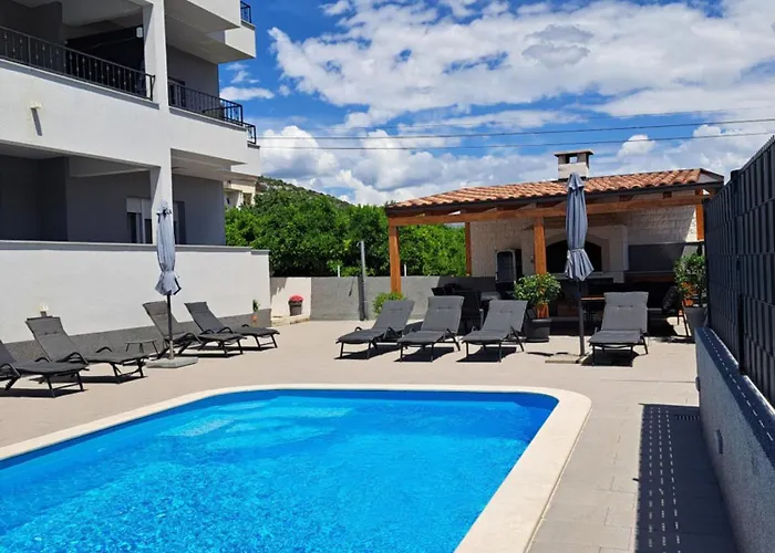 Villa Apartment Aa 2